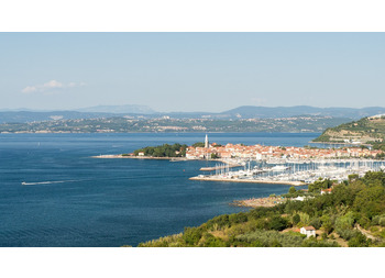 LA CORTE DI CASSAZIONE CONFERMA LA SOGGETTIVITÀ PASSIVA AI FINI IMU PER IL CONCESSIONARIO E PER IL SUBCONCESSIONARIO DI AREE DEMANIALI