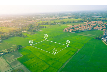 LA CASSAZIONE CONFERMA CHE LE AREE EDIFICABILI DESTINATE A VERDE, A USO PUBBLICO SONO SOGGETTE ALL'IMPOSTA MUNICIPALE, SEBBENE CON UN VALORE RIDOTTO A CAUSA DEI VINCOLI URBANISTICI