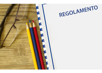 SCHEMA DI REGOLAMENTO GENERALE DELLE ENTRATE COMUNALI REVISIONATO IN MODO SEMPLIFICATO DA FINANZA LOCALE CON LE POSSIBILI SCELTE PER GLI ENTI LOCALI